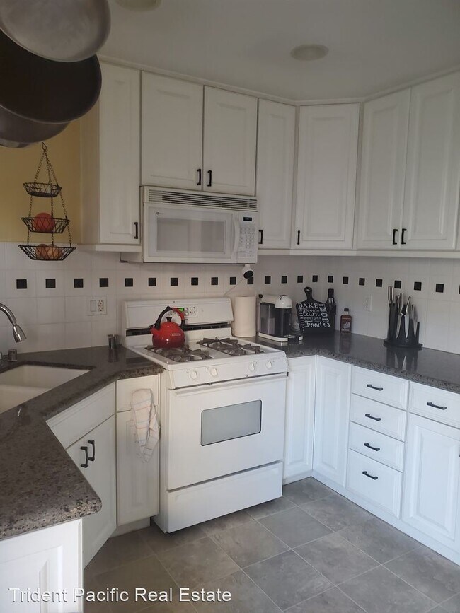 Building Photo - 2 br, 1 bath House - 3645 Villa Terrace