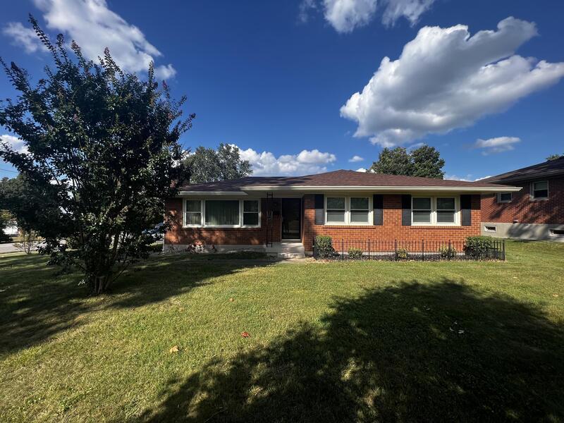 Primary Photo - 6001 Applegate Ln