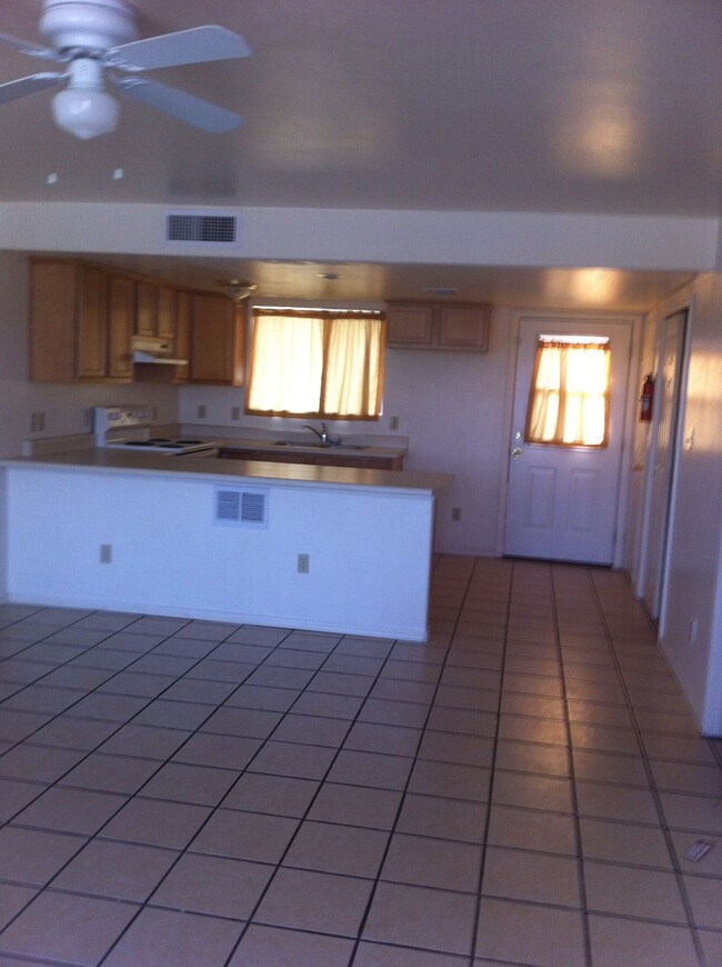 Building Photo - 1178 Menta Ct