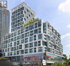 Building Photo - 5-2505 Soudan Ave