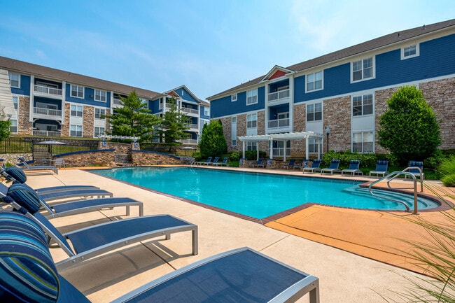 Building Photo - Somerset at Deerfield