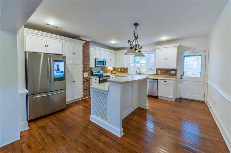 Primary Photo - 331 North Ave