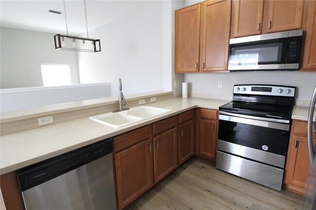 Foto del edificio - 3475 Parkridge Cir