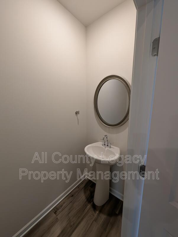 Building Photo - 5642 Plain Field Ln