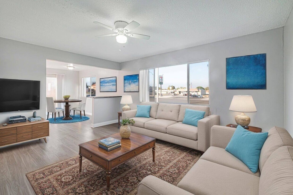 Foto principal - Riverside Ave Apts