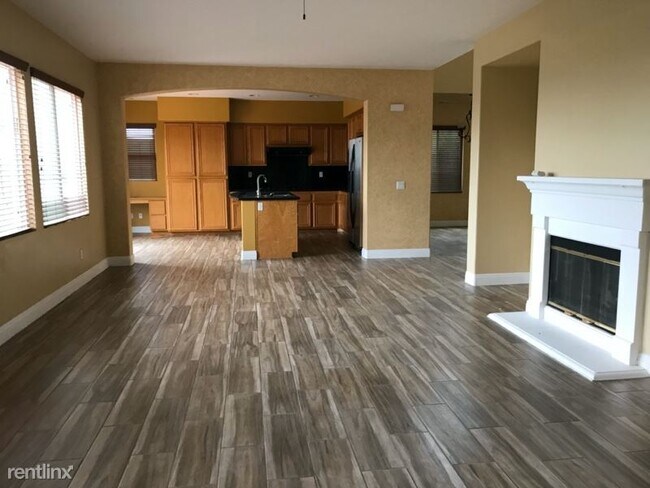Building Photo - 4 br, 3 bath House - 3432 Pleasant Vale Dr