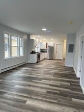 Building Photo - 647-649-649 Garden St