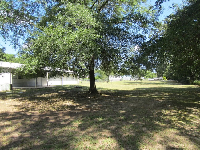 Building Photo - 1104 Pecan Ridge