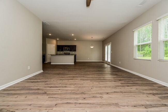 Building Photo - 1083 Cold Water Dr