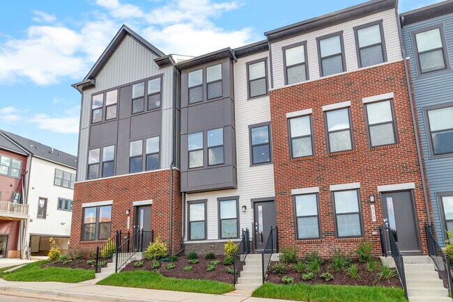 Foto del edificio - Rent – Brand New Townhome in the Watershed Community