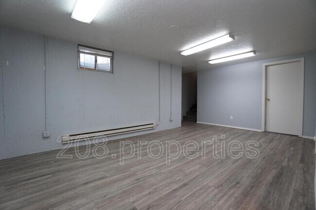 Foto del edificio - 1229 S Lincoln Ave
