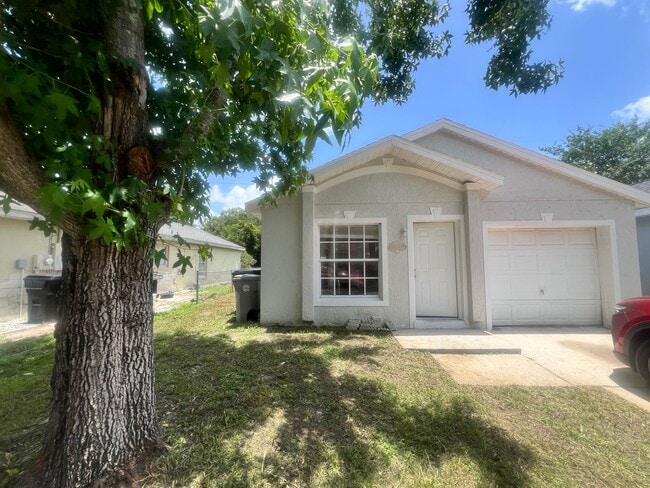 Lovely 3 Bed / 2 Bath Home in Apopka Quiet... - Lovely 3 Bed / 2 Bath Home in Apopka Quiet...