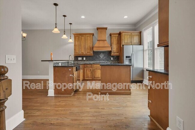 Building Photo - 3026 Eltham Pl