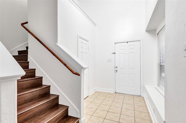 Building Photo - 17635 Olympic Park Ln