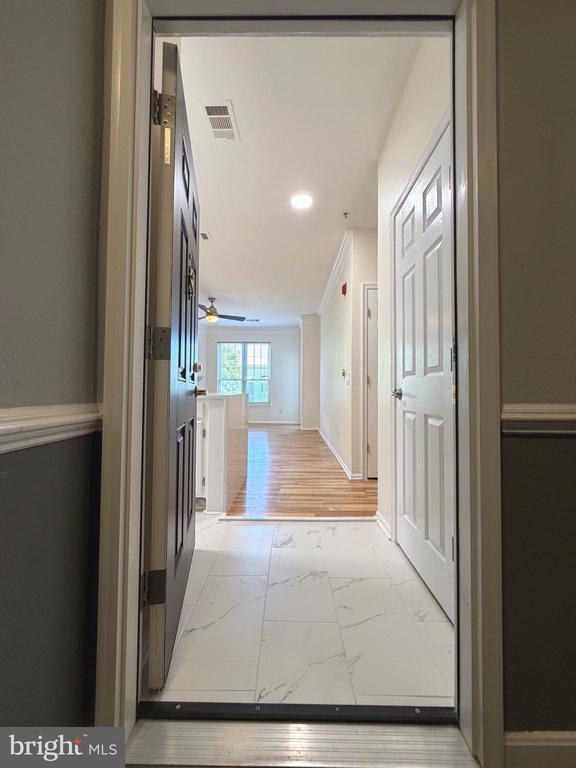 Building Photo - 1521 Spring Gate Dr.