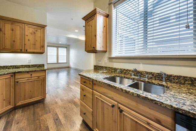 Building Photo - 2284 E Walling Dr