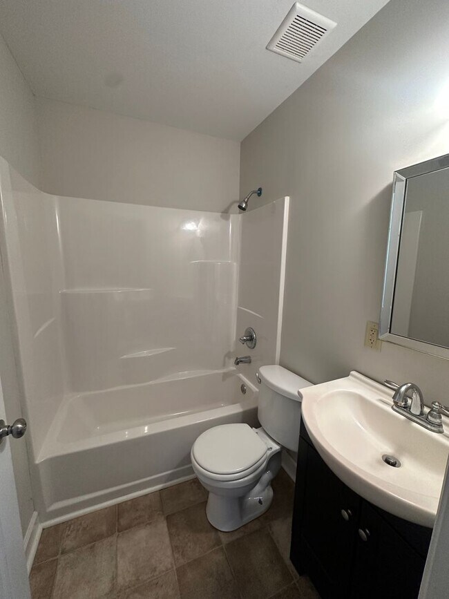 Foto del edificio - 1309 W 22nd St