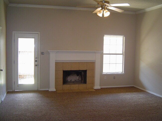 Building Photo - Half Off 1st Full Month's Rent with 12 mon...
