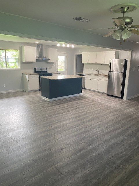 Foto del edificio - 124 Gordon Crockett Dr