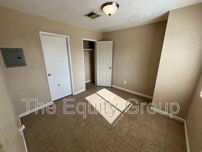 Building Photo - 9310 Rd 236