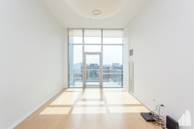 Foto del edificio - 125 S Green St