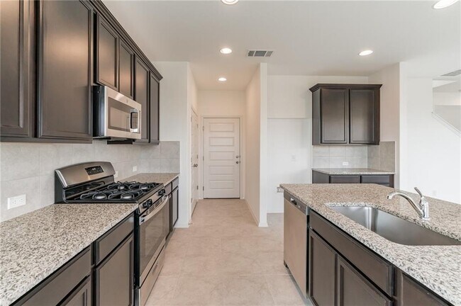 Foto del edificio - 233 Trailside Ln