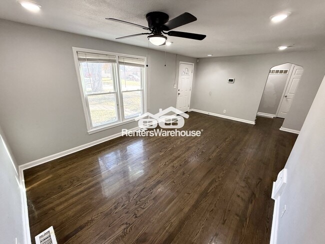 Foto del edificio - 6642 Indiana Ave