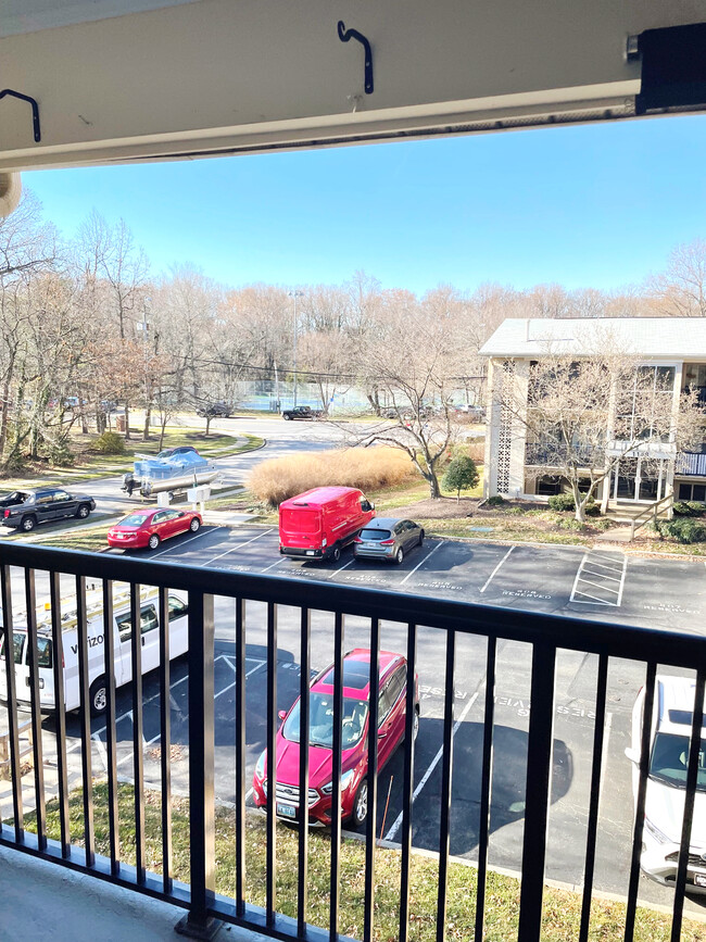 Foto del edificio - 1142 Cove Rd