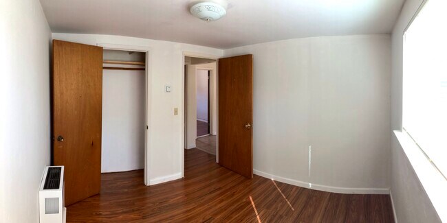 Foto del edificio - 562 Van Buren St
