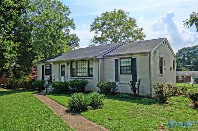 Foto del edificio - 6504 Whitesburg Dr