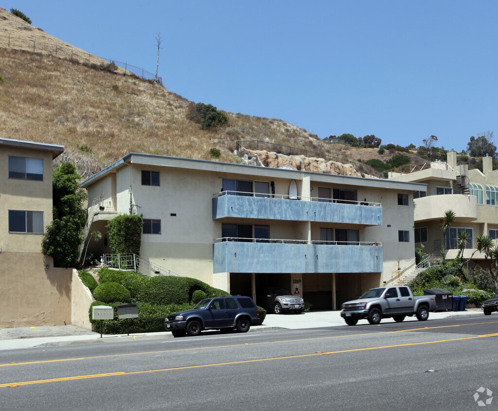 Primary Photo - 22125 Pacific Coast Hwy