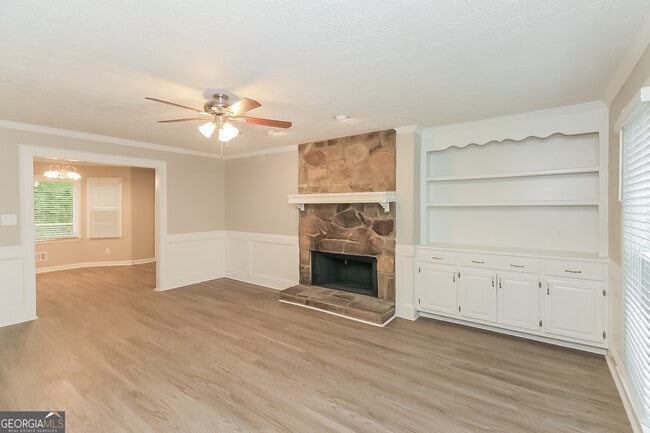 Building Photo - 5501 Reynard Trail