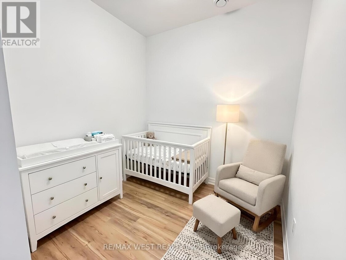 Building Photo - 490 Gordon Krantz Ave