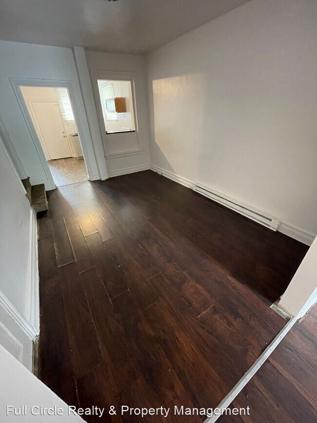 Building Photo - 3 br, 1.5 bath House - 636 N Lumber Street