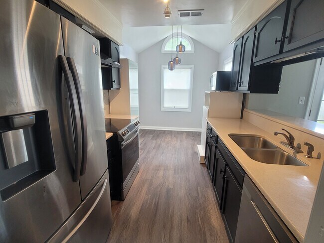 Foto del edificio - 1792 Moonstone Dr