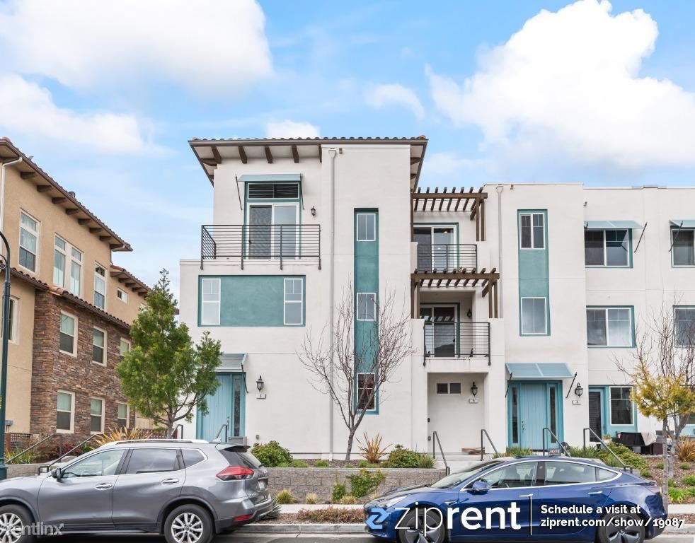 Foto principal - 2 br, 2 bath Condo - 3091 Lina Street, San...