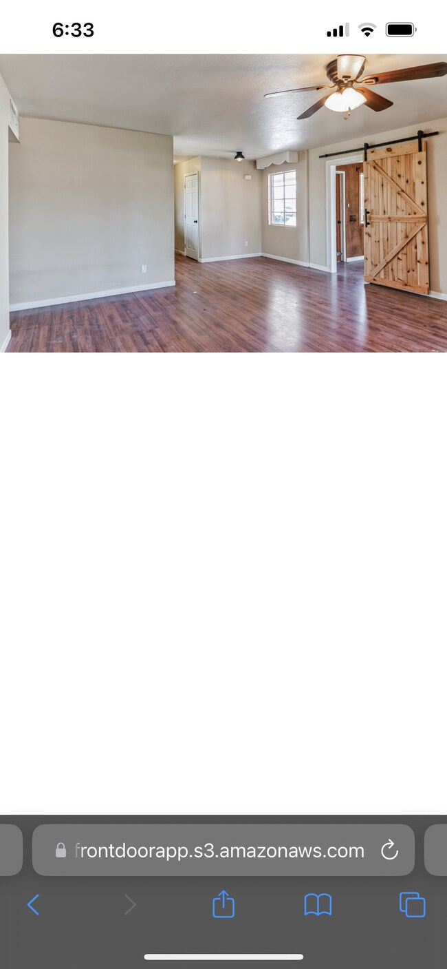 Foto del edificio - 3434 W McLellan Blvd