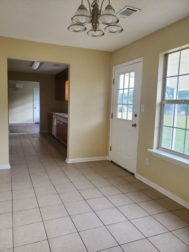 Foto del edificio - 709 Macey St