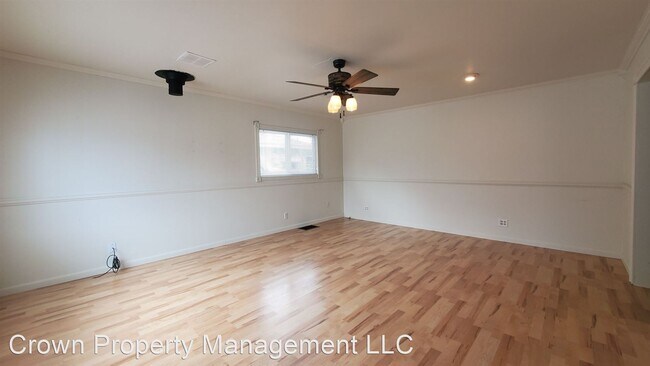 Foto del edificio - 3 br, 1 bath House - 1900 Thompson Street