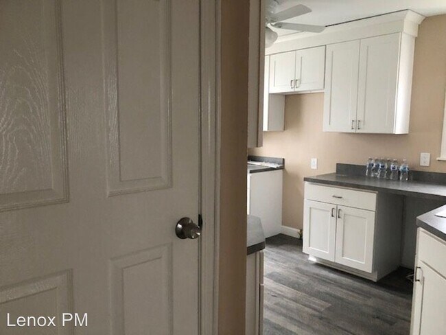 Foto del edificio - 3 br, 1 bath House - 5156  Niagra