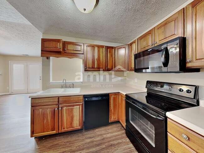 Foto del edificio - 1484 Persimmon Cir