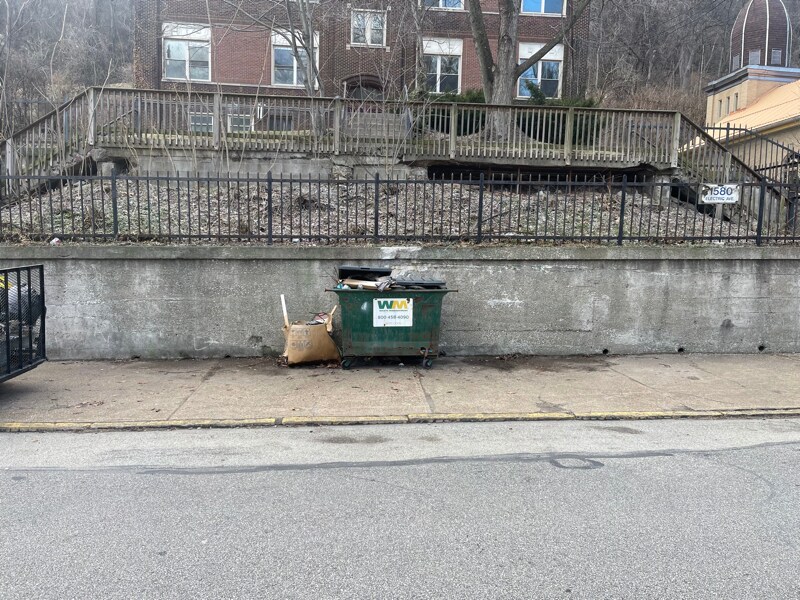 Primary Photo - 1580 Electric Ave