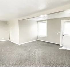 Foto del edificio - Large 2 bedroom 1 & 1/2 bath with laundry hookups in the unit