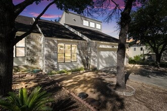 Building Photo - 8401 Echo Creek Ln