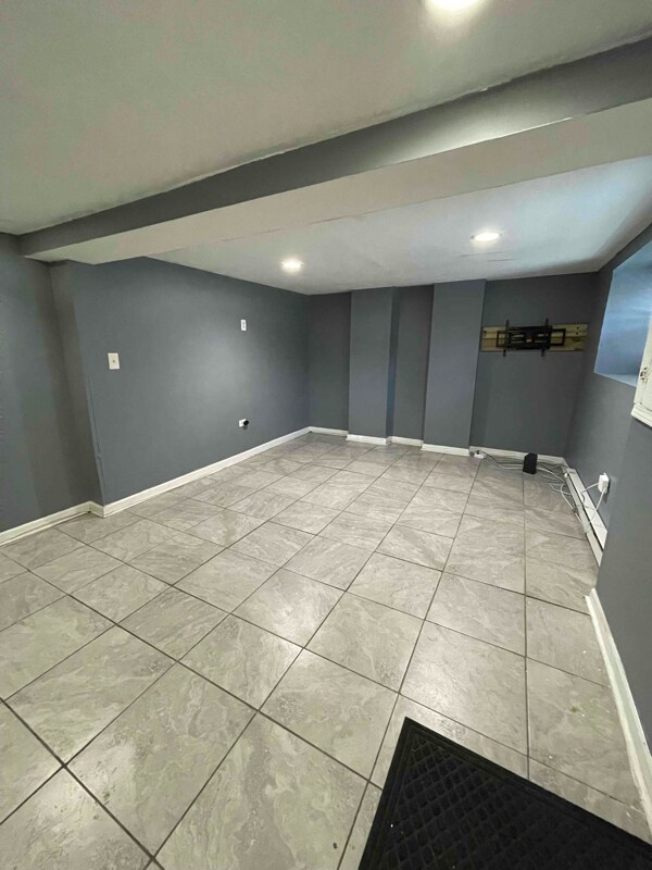 2728 W Wilcox St Unit B, Chicago, IL 60612 Room for Rent in Chicago