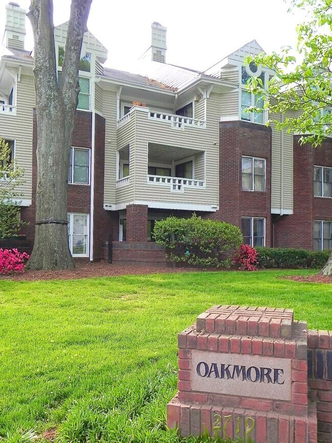 2719 Selwyn Ave Unit 3, Charlotte, NC 28209 Condo for Rent in