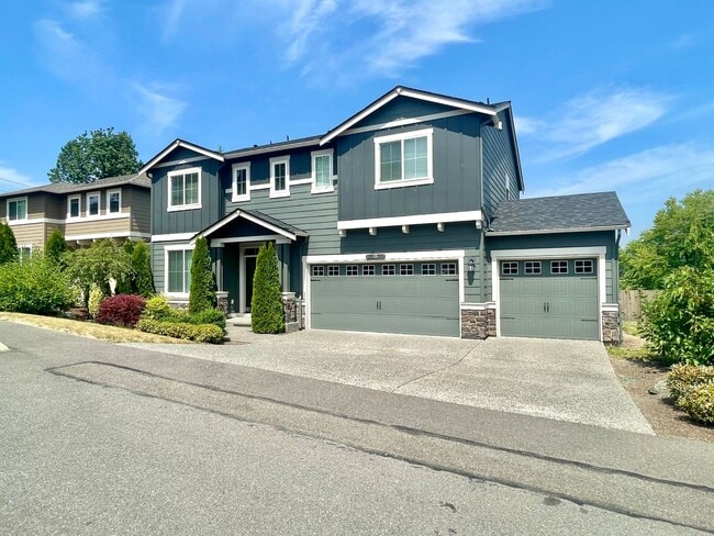 Building Photo - Great Home For Rent