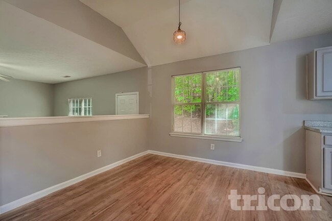 Foto del edificio - 3250 Diamond Blf