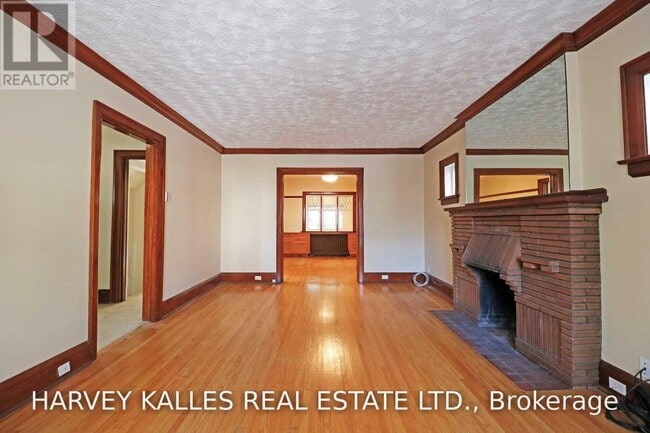 Building Photo - 184 Duplex Ave
