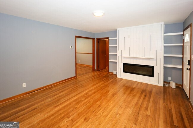 Foto del edificio - 2218 Dodson Dr
